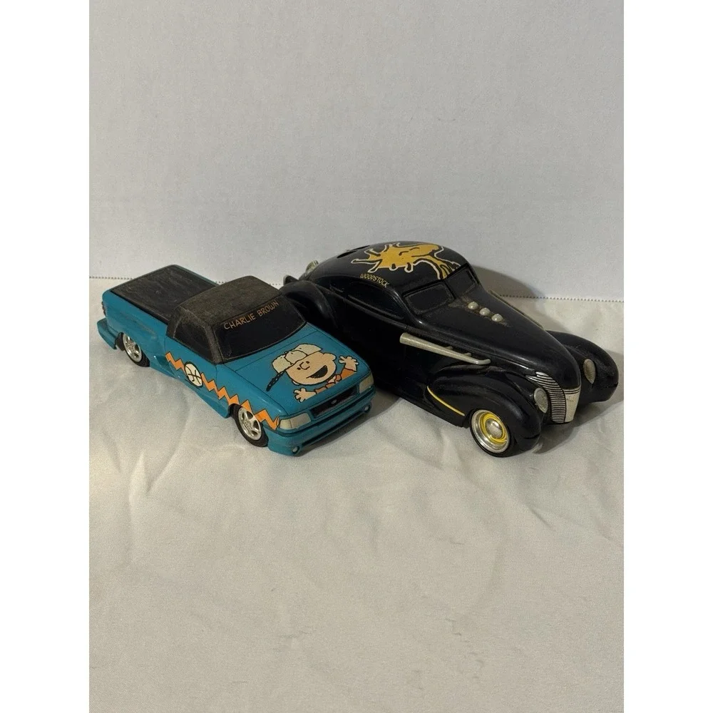 Peanuts Snapfast Model Car Lot Charlie Brown & Woodstock AMT Plastic‎ 08400 Set